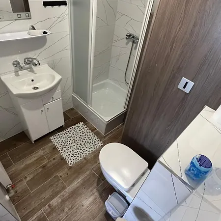 U Lusi Quarto em Acomodações Particulares *