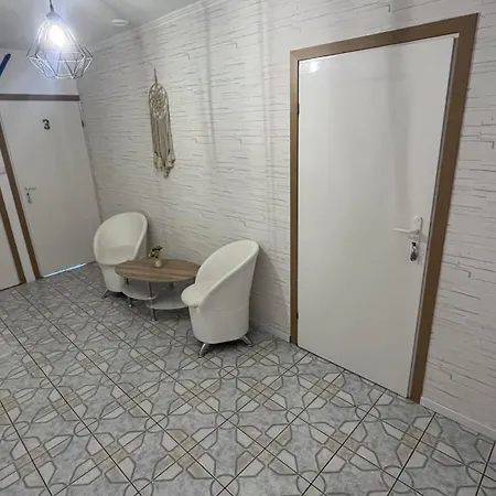 U Lusi Проживание в семье *